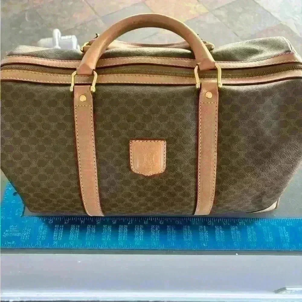 Celine Duffle- classic carryon W/added guitar strap strap-some wear but lovely - Picture 17 of 17